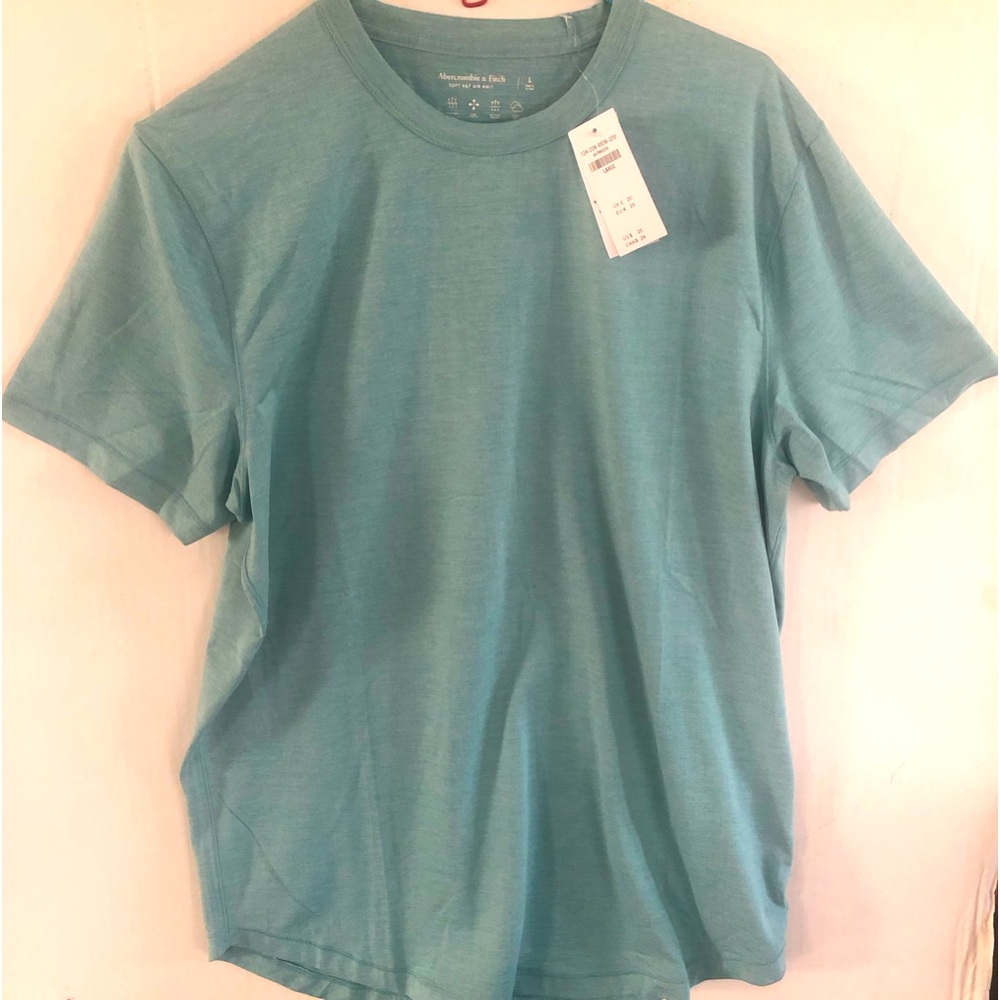Abercrombie new w/ tags soft air knit t-shirt.  Large.  Lt aqua blue.